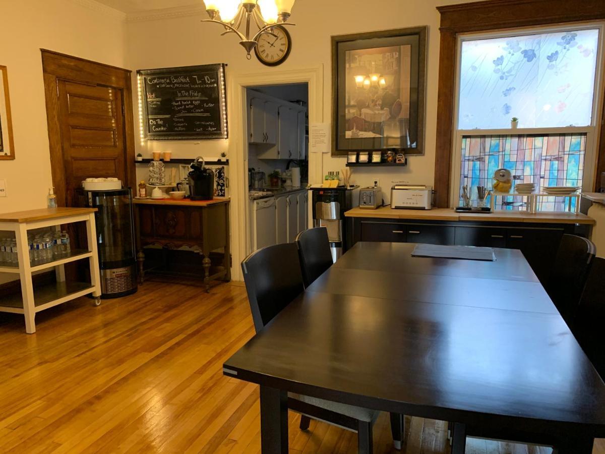 Rideau Bed & Breakfast 3*